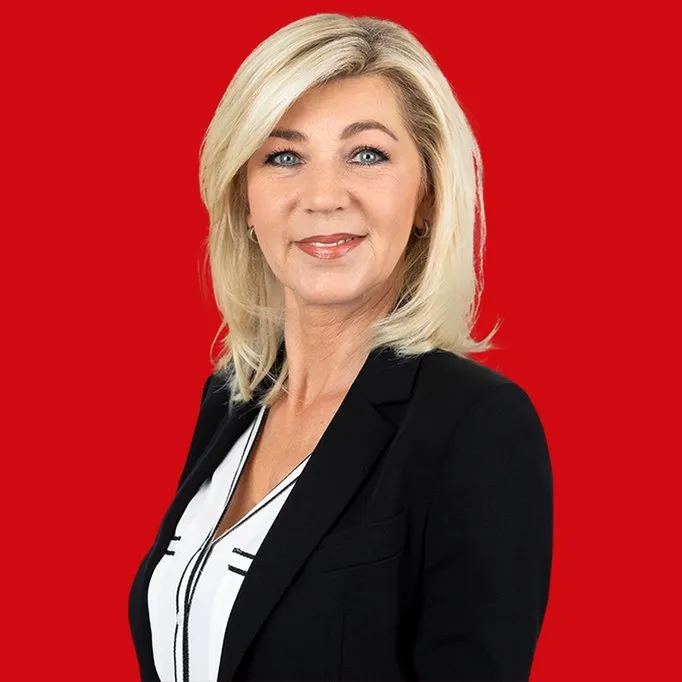 Karin Weinhold